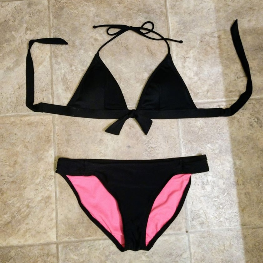 Black bikini/swimsuit